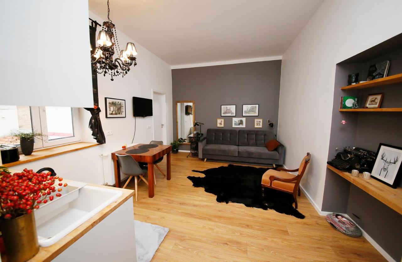 Mini Flat Apartman Pecs Bagian luar foto