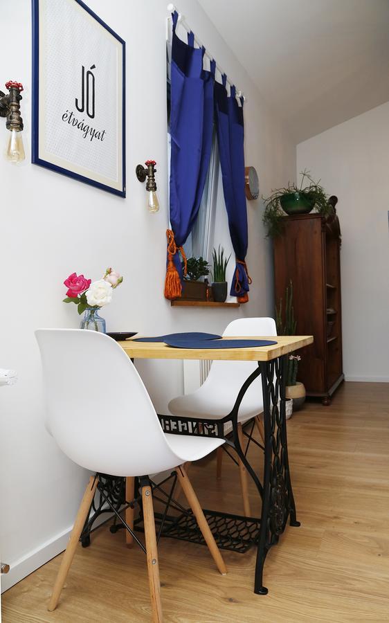 Mini Flat Apartman Pecs Bagian luar foto